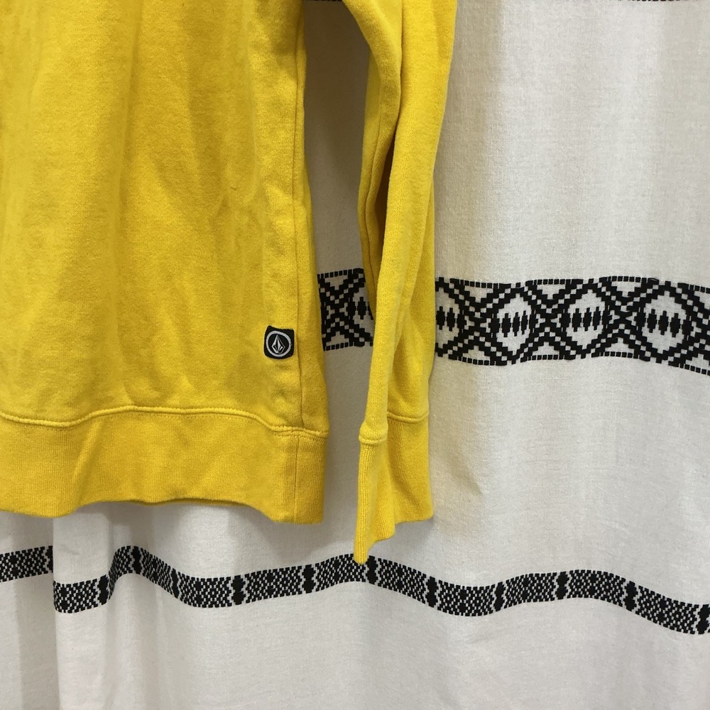Volcom Yellow Raglan Crew Neck Pullover Sweatshirt Women's Small‎ Y2K - Picture 4 of 6